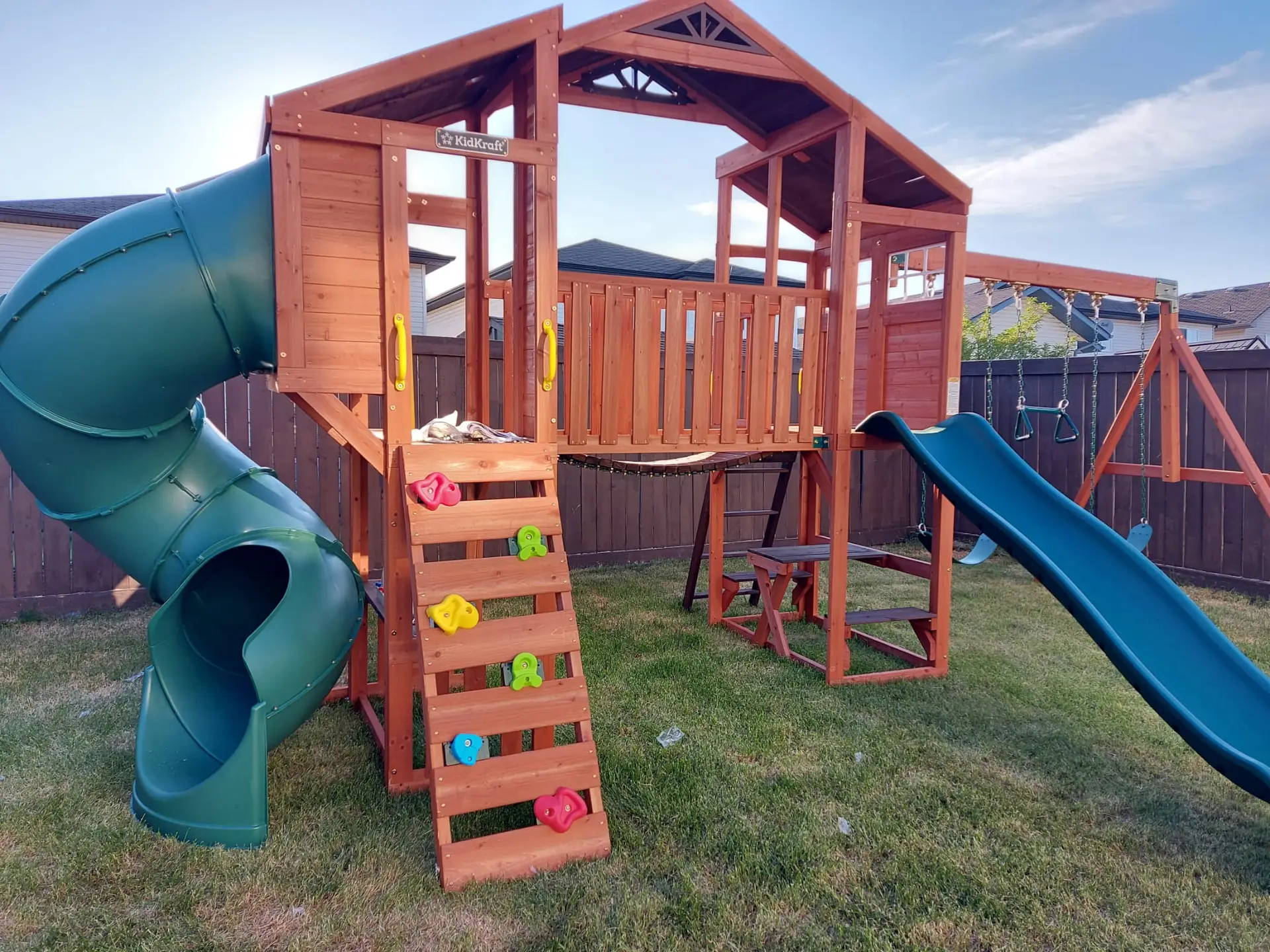 21a056d0-521a-4ada-be21-57d42a7e2457