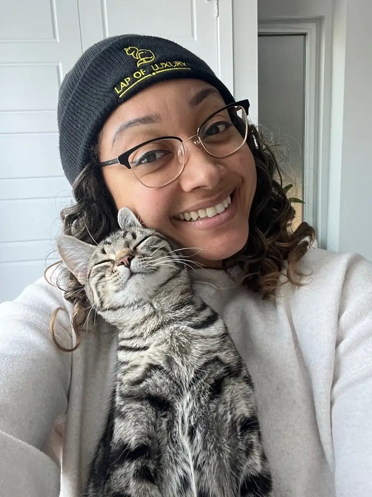 ashten-and-ritchie-hat